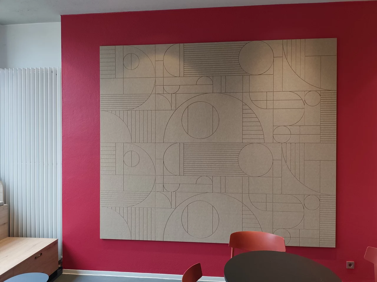 Auf dem Bild ist ein Wandabsorber zu sehen